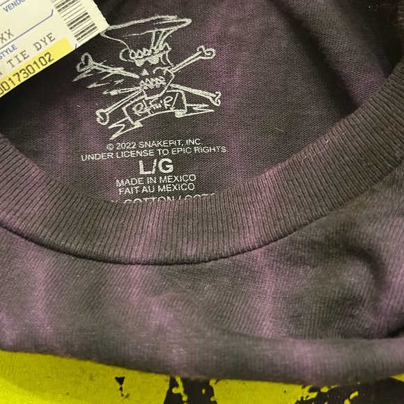 Slash tee NWT 🎸🎼🤘😎 - Picture 4 of 5